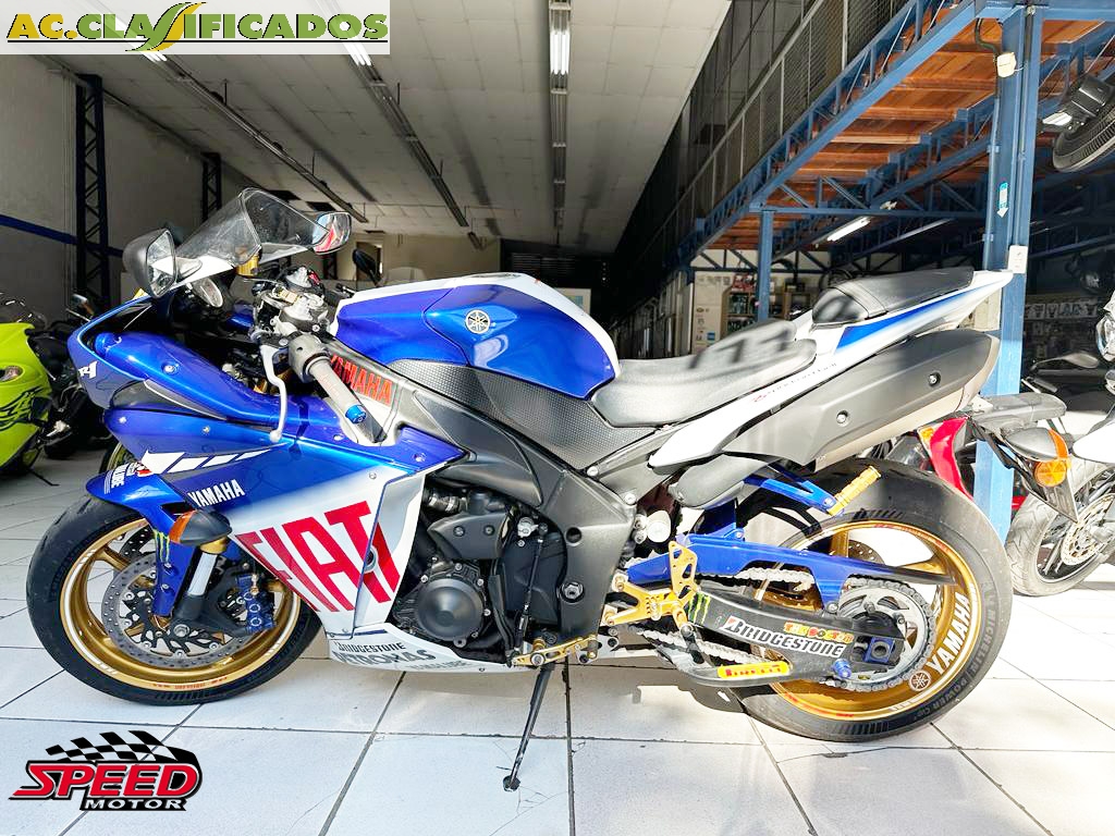 YAMAHA YZF R1 FIAT ESPORTIVA 2010